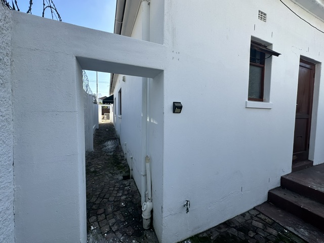 To Let 2 Bedroom Property for Rent in Wynberg Western Cape